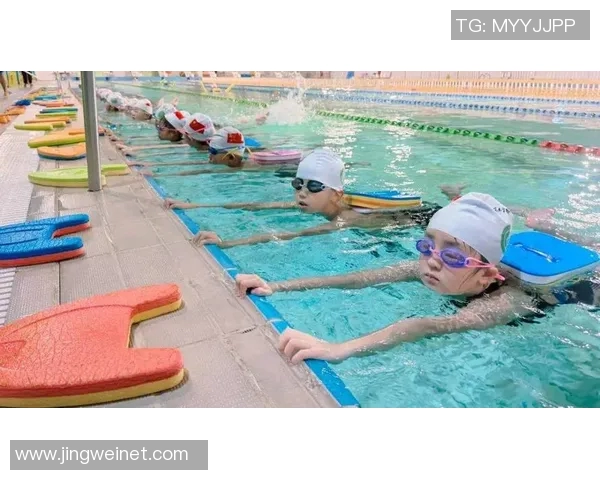 如何通过科学方法和技巧在短时间内掌握游泳技能